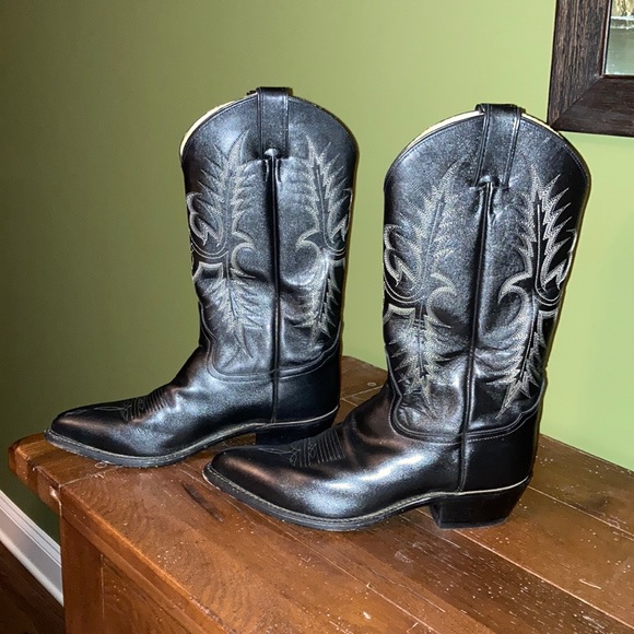 Tony Lama boots - Picture 2 of 13